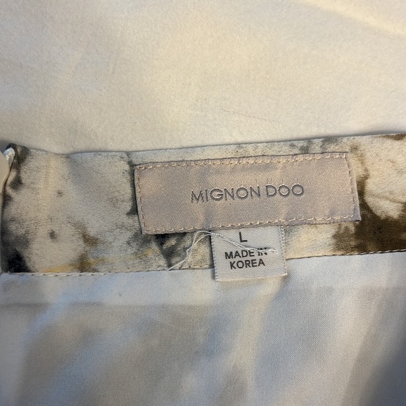 Gorgeous Fall Flowing Gray & Black Muted Tones Size Large Measured in Photos - Picture 4 of 7